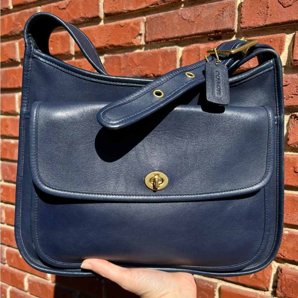 Navy Blue Vintage Coach Taft Bag No K2P-9980